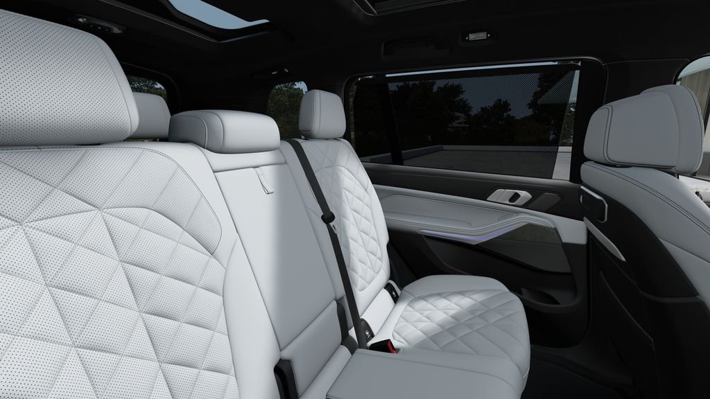 New 2027 Alpine White BMW xDrive40i image 38