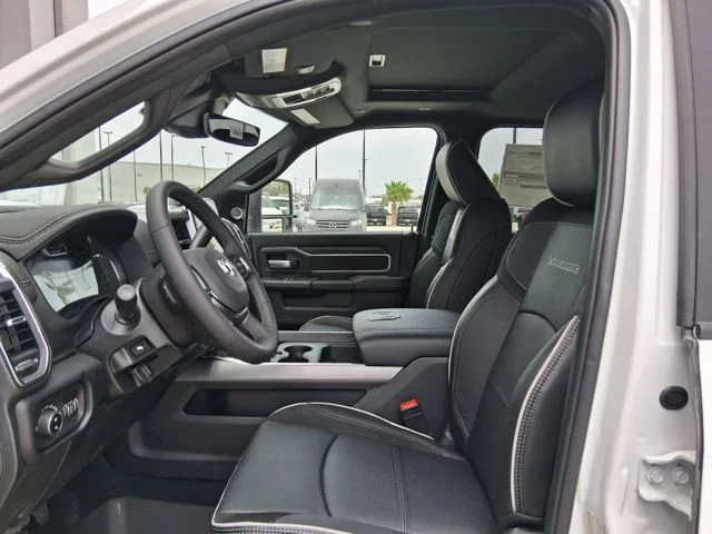 New 2026 Bright White Clear-Coat Exterior Paint RAM Laramie image 19