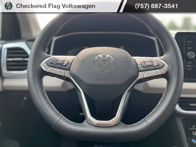 New 2026 White Volkswagen 1.5T SE image 35