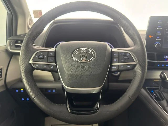 Certified Used 2021 Blizzard Pearl Toyota Limited image 20