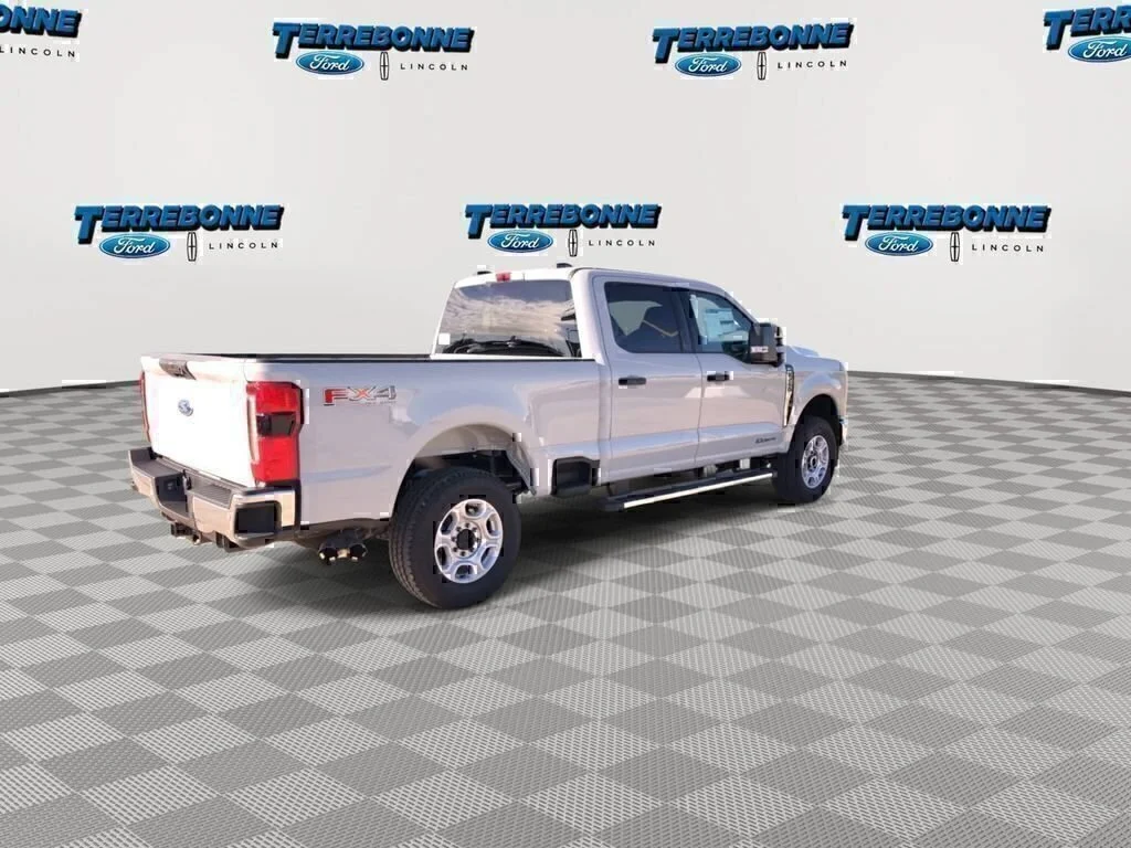 2026 Ford F-250 Super Duty XLT - Photo 8