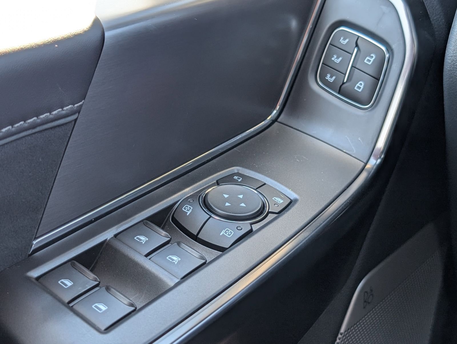 New 2026 Agate Black Metallic Ford Platinum image 24