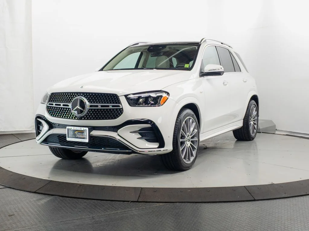 Used 2025 Polar White Mercedes-Benz GLE 450e image 3