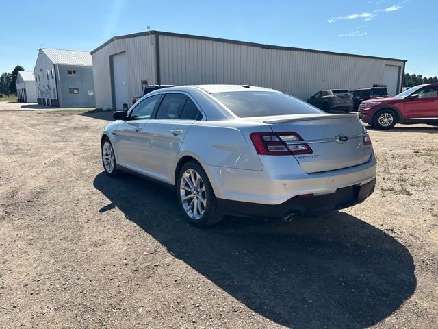 Used 2017 Silver Ford Limited image 7