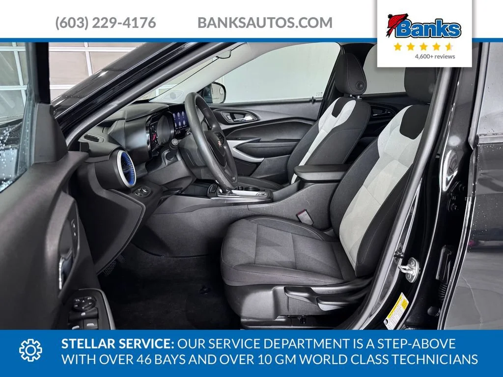 2024 Chevrolet Trax LS - Photo 9
