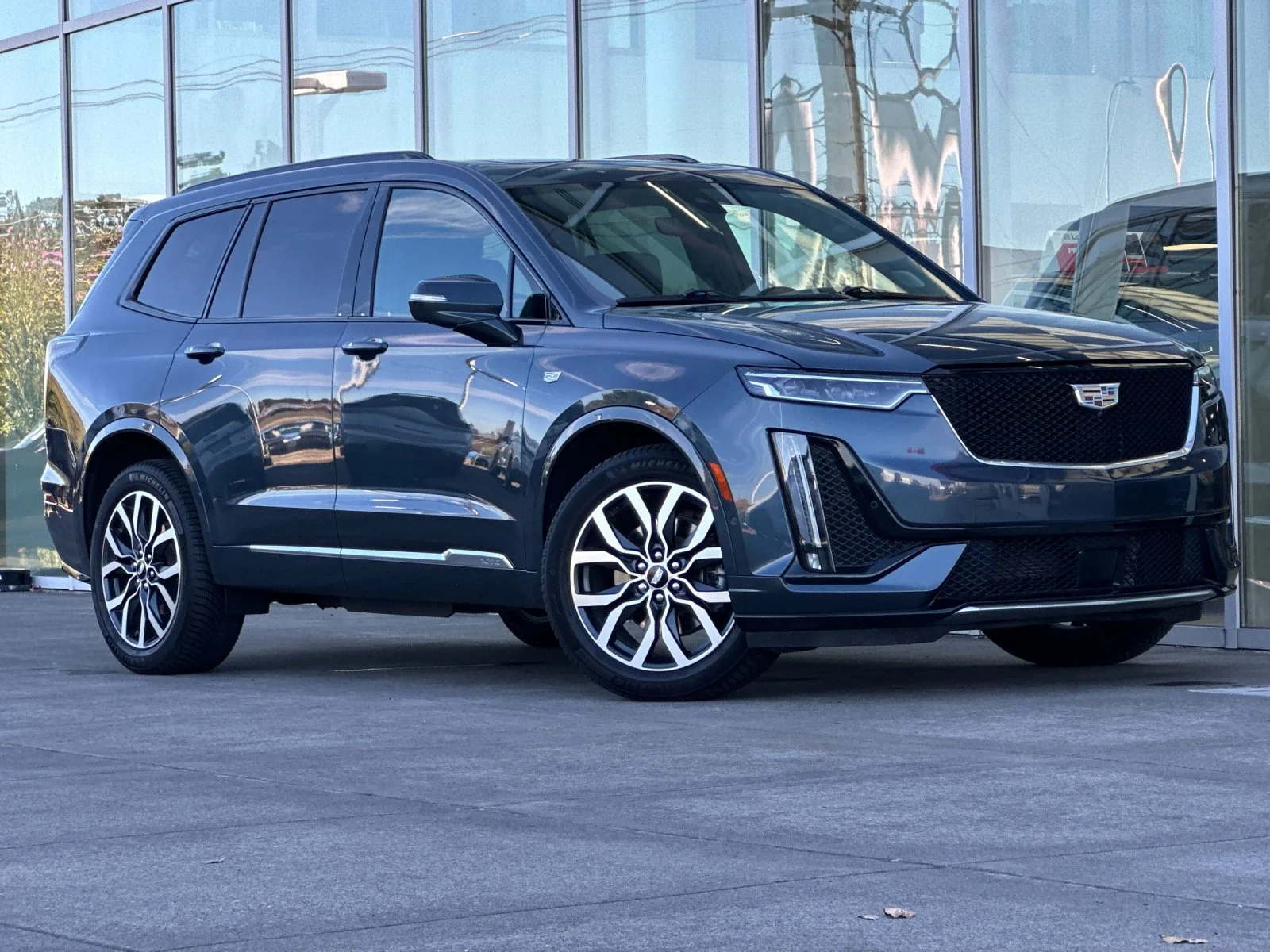 Used 2021 Shadow Metallic Cadillac Sport image 2
