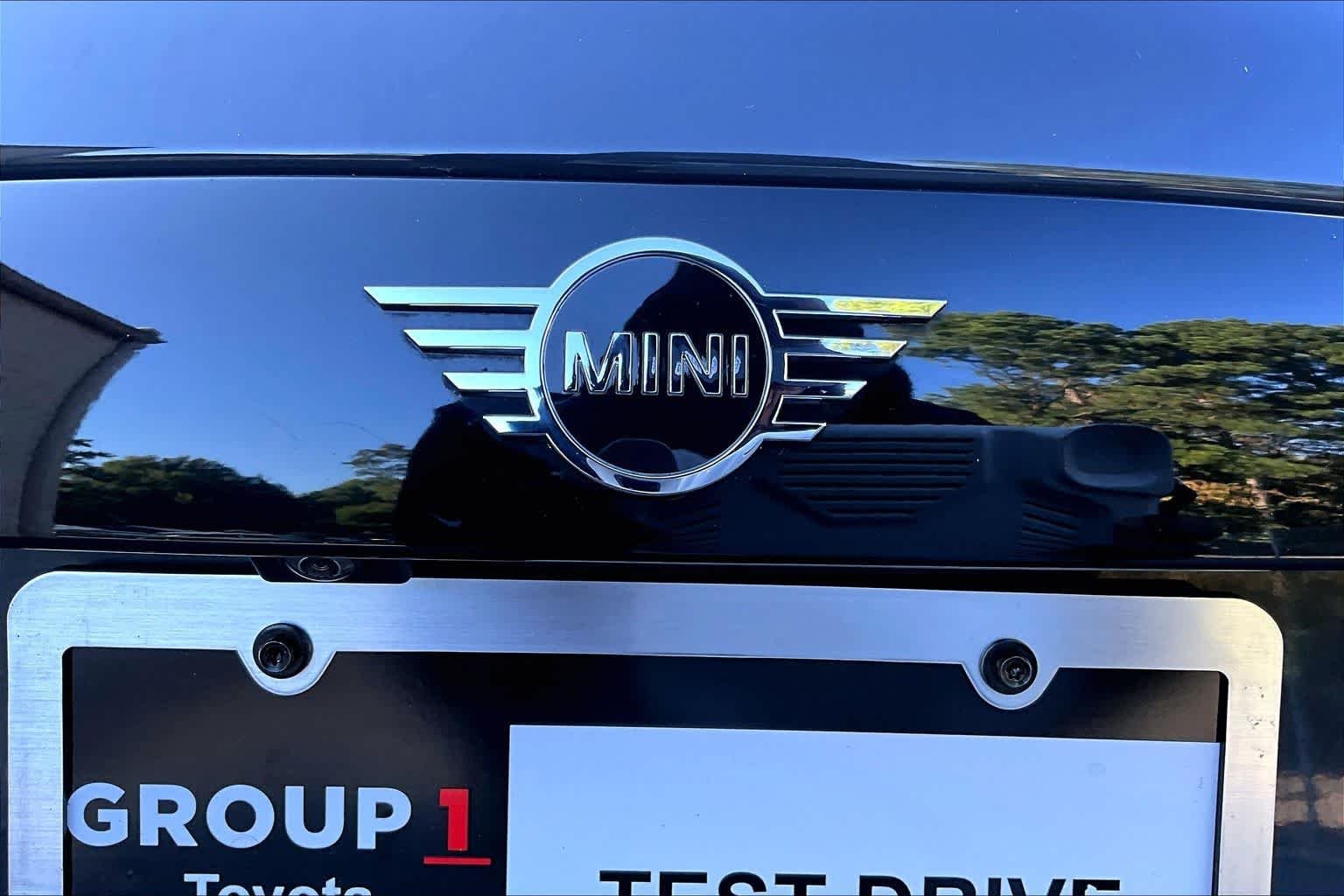 Used 2019 Thunder Grey Metallic MINI Cooper S image 31