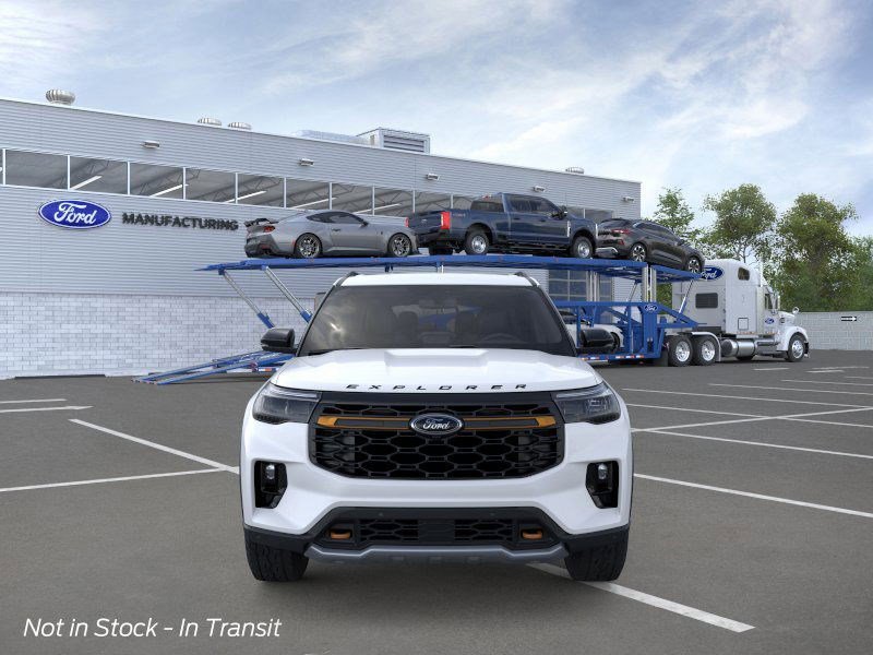 New 2026 Star White Metallic Tri-Coat Ford Tremor image 6