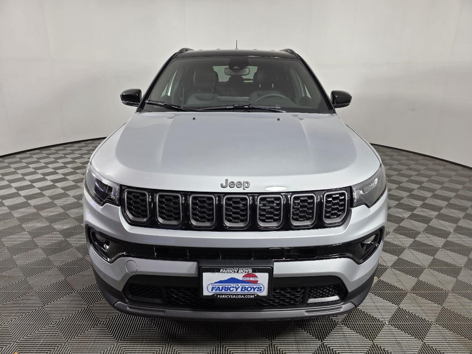 New 2026 Silver Zynith Metallic Clearcoat Jeep Limited Altitude image 11