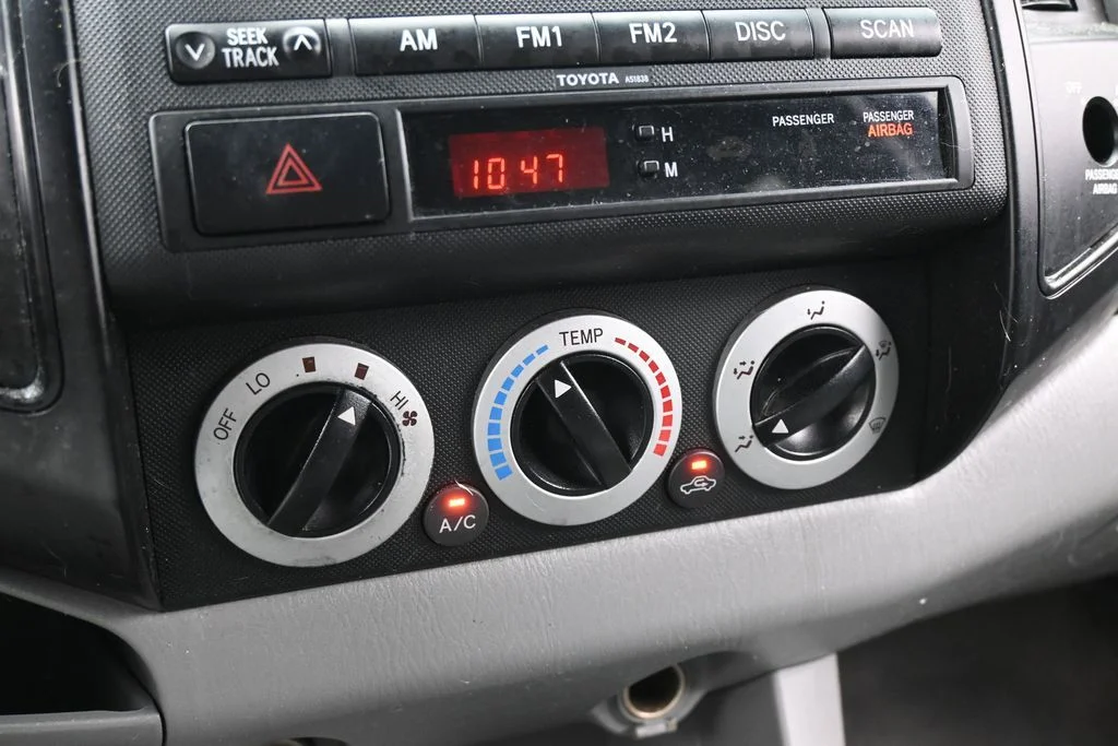 Used 2007 Silver Streak Mica Toyota Base image 18