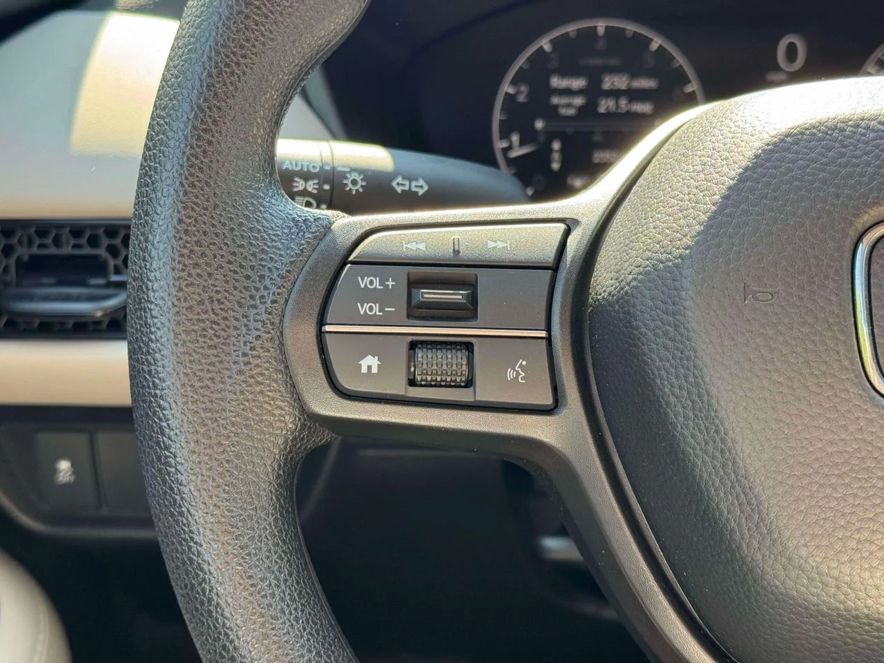 Used 2026 Gray Honda AWD LX image 25