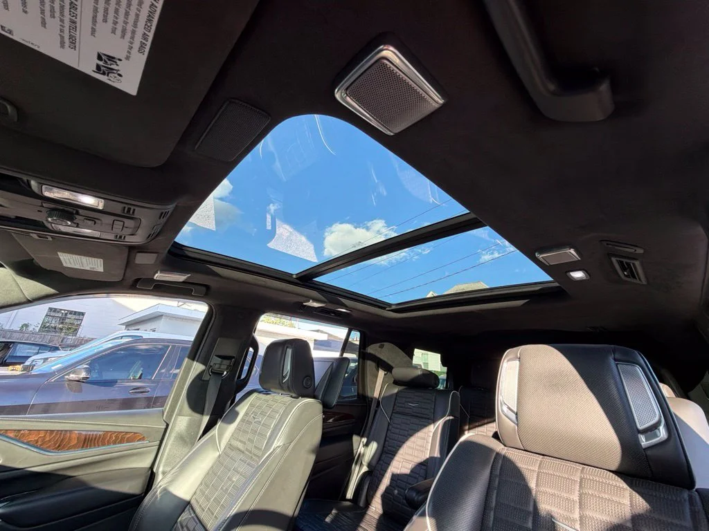 Used 2022 Black Cadillac Sport Platinum image 35