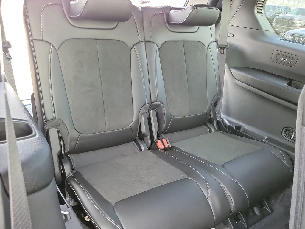 New 2026 Gray Jeep Altitude image 16
