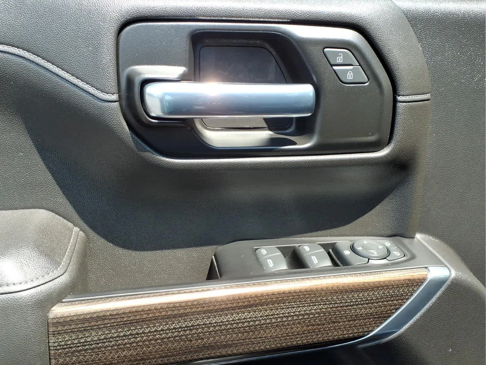 Used 2022 Black Chevrolet LT Trail Boss image 12