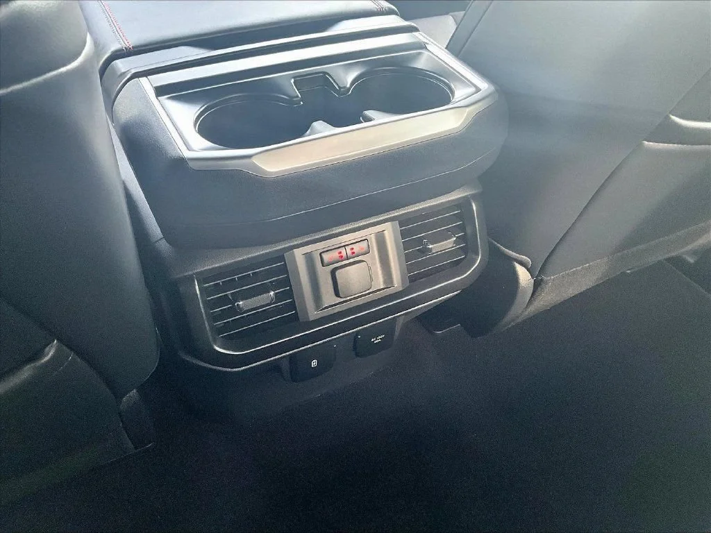 Used 2026 Avalanche Ford Raptor image 13