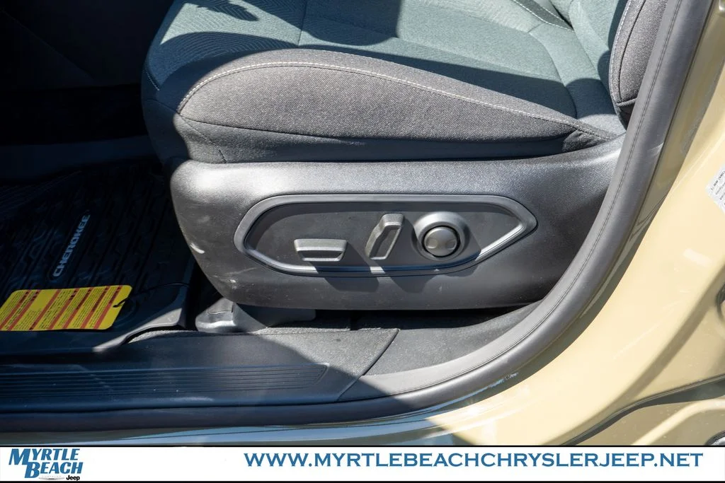 New 2026 41 Exterior Paint Jeep Laredo image 18