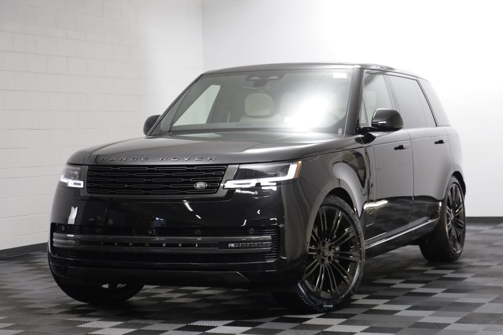 2026 Land Rover Range Rover 3.0 SE LWB 7's photo