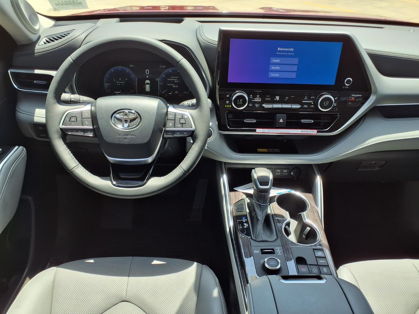 New 2026 Ruby Flare Pearl Toyota Platinum image 12