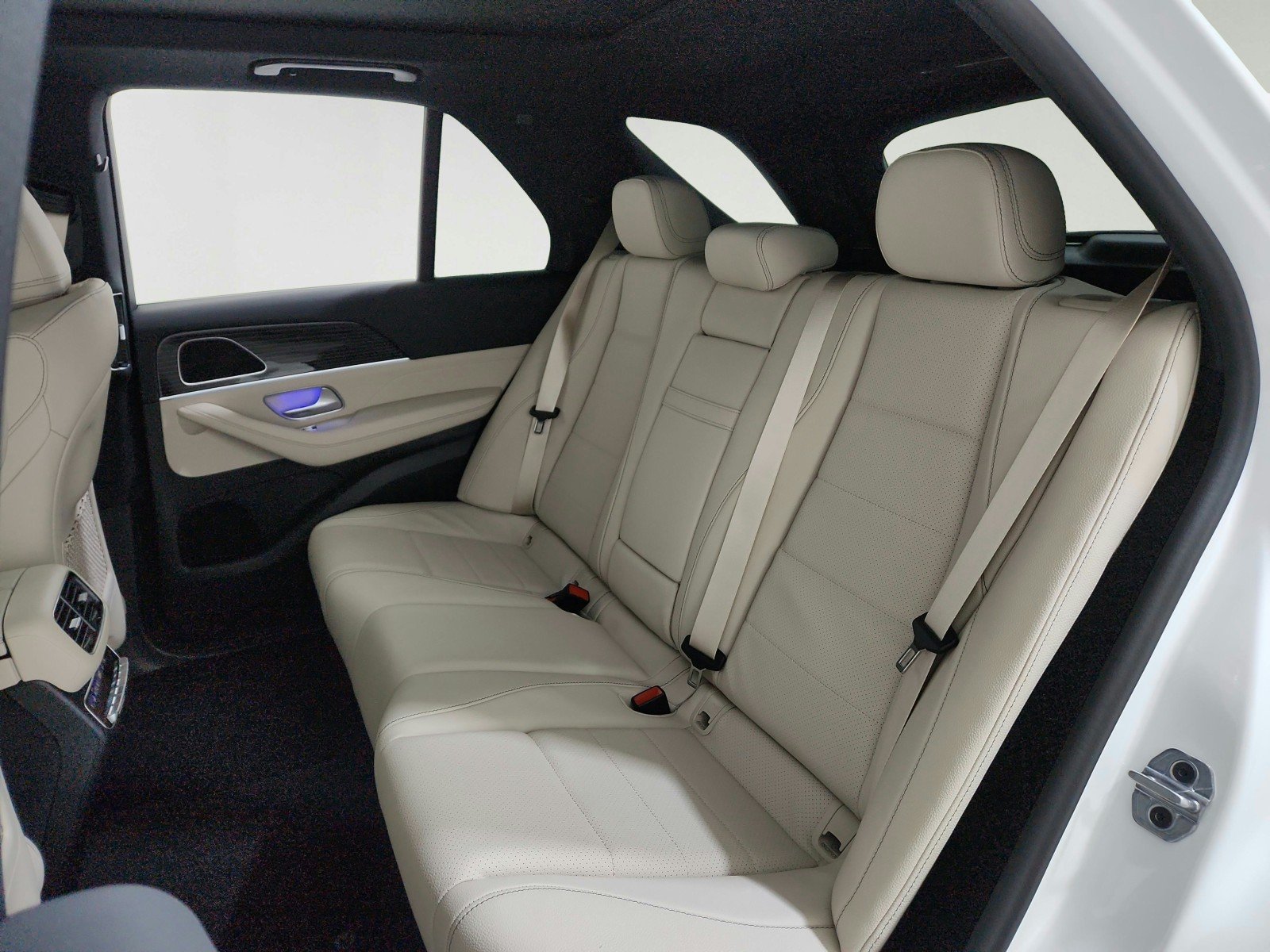 Certified Used 2026 Polar White Mercedes-Benz GLE 350 image 18