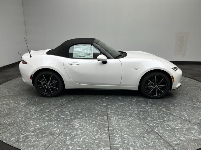 New 2026 Snowflake White Pearl Mazda Grand Touring image 26