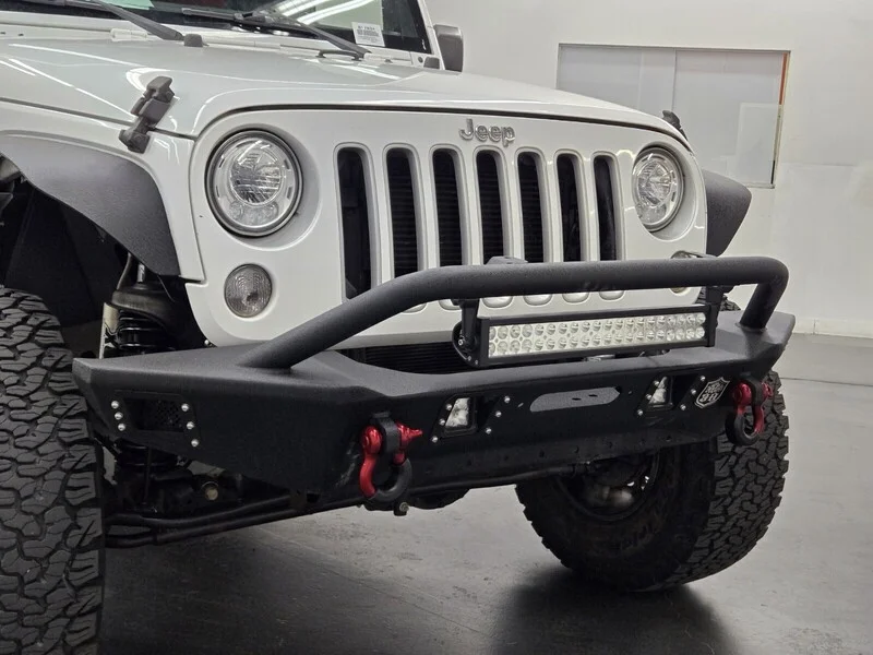Used 2017 Bright White Clearcoat Jeep Sahara image 5