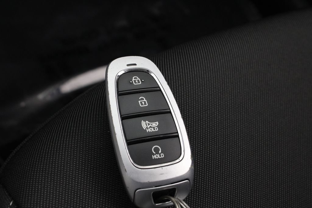 Certified Used 2022 Red Hyundai SEL image 30