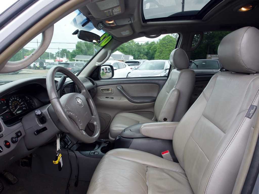 Used 2007  Toyota SR5 image 14