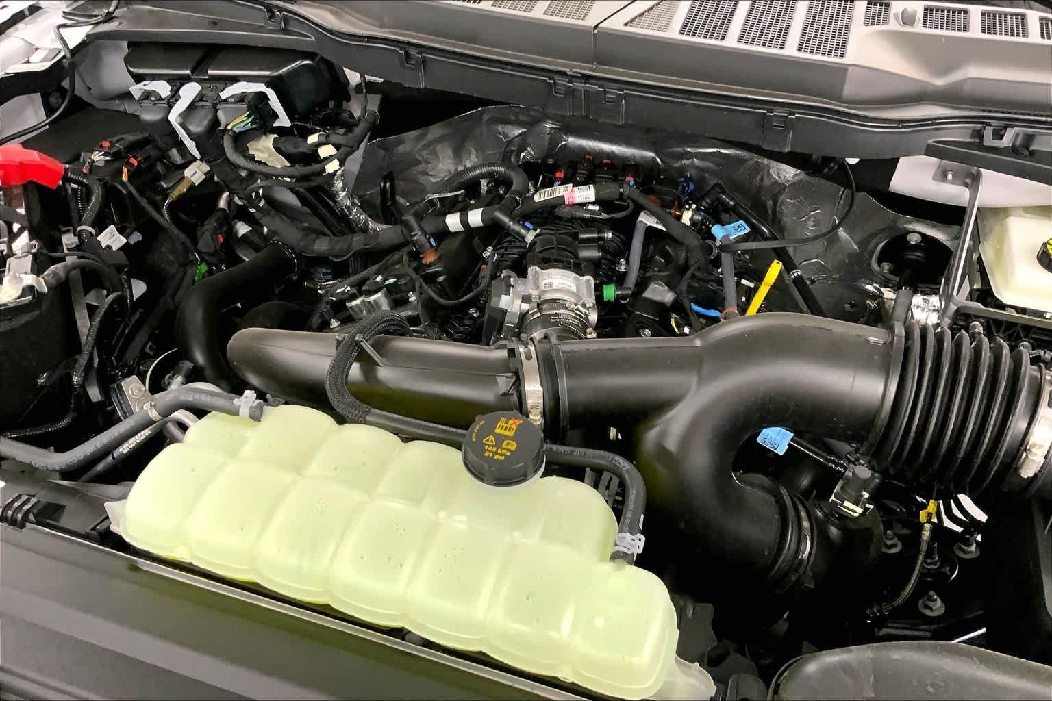 New 2026 Oxford White Ford STX image 16