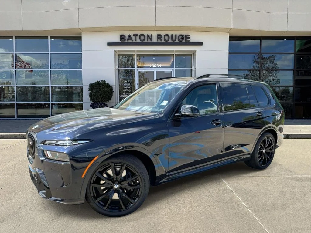 2026 BMW X7 M60i's photo