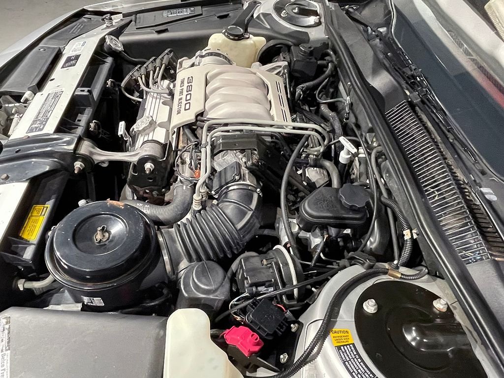 Used 1991  Buick Custom image 31