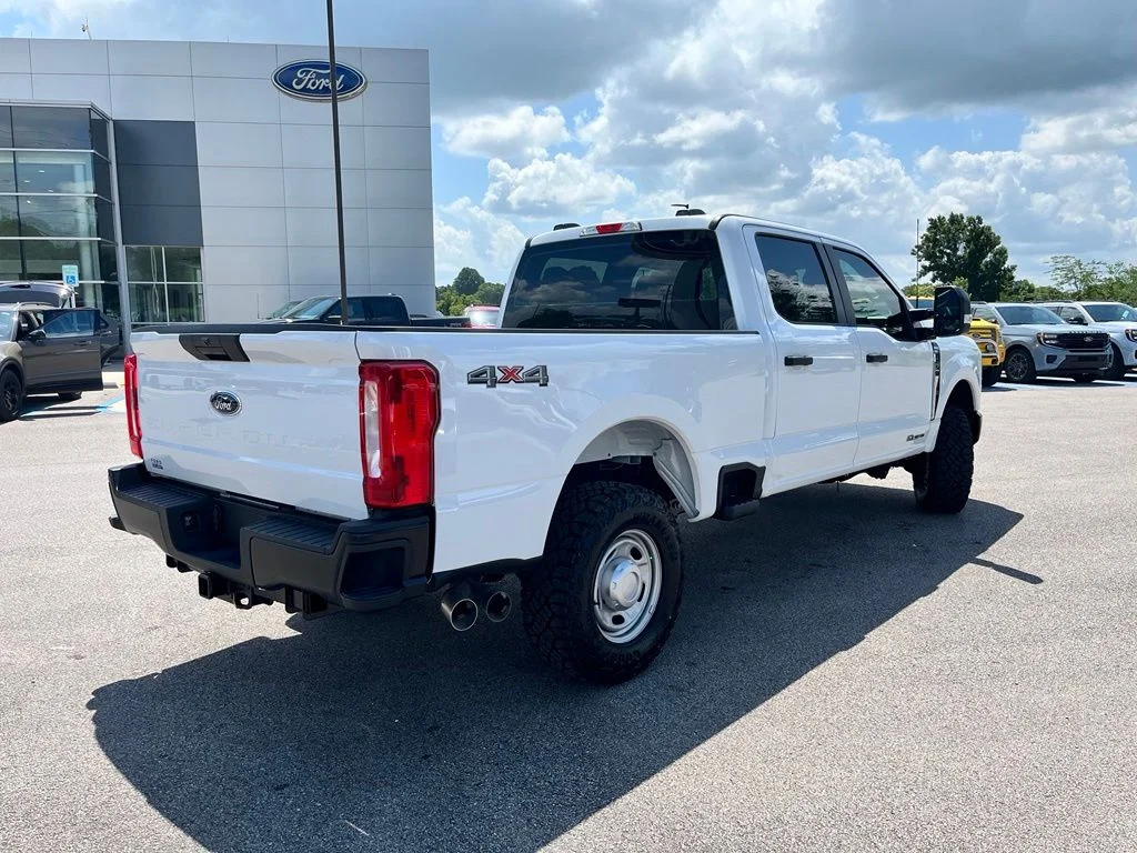 New 2026 White Ford XL image 5