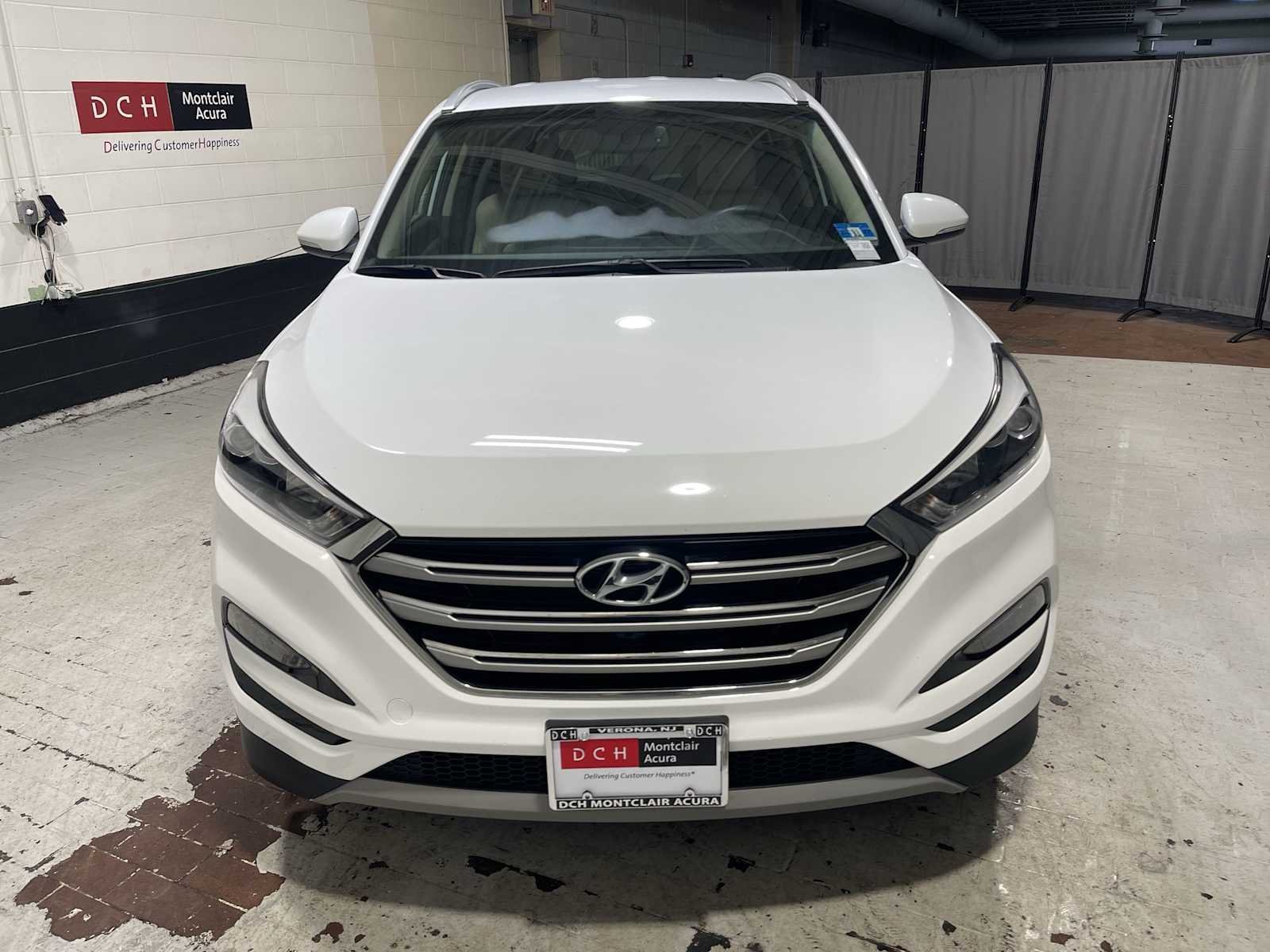 Used 2018 Dazzling White Hyundai Limited image 6