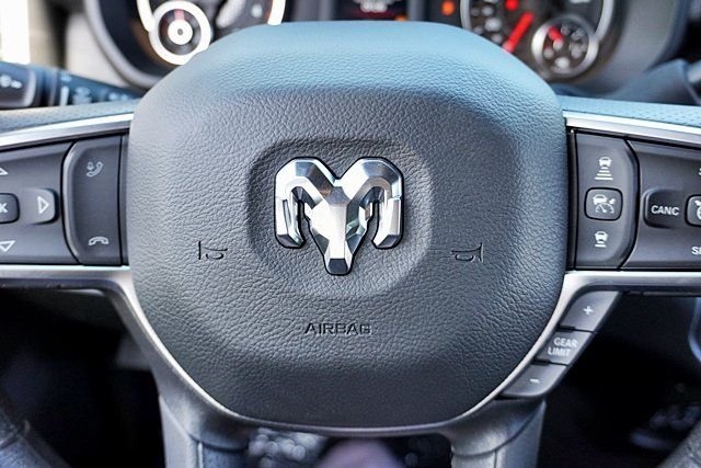 New 2026 Granite Crystal Metallic Clear-Coat Exterior Paint RAM Tradesman image 37