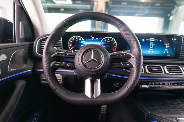 New 2026 Obsidian Black Metallic Mercedes-Benz GLS 450 image 55