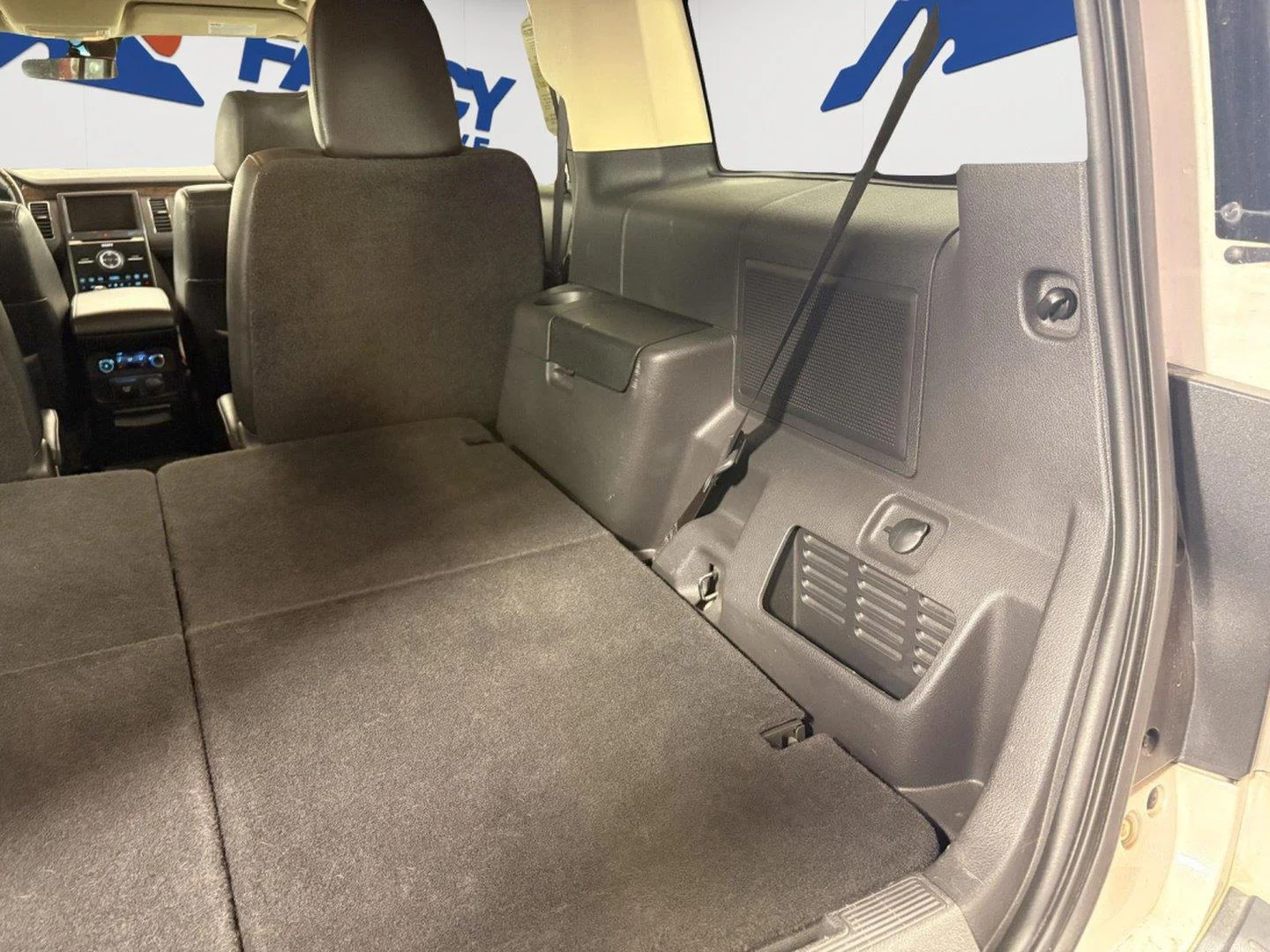 Used 2019 White Platinum Metallic Tri-Coat Ford Limited EcoBoost image 8