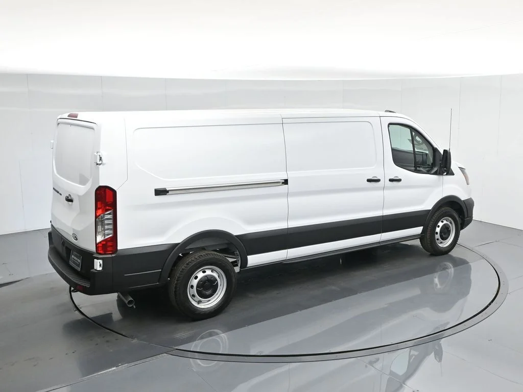 New 2026 White Ford Base image 41