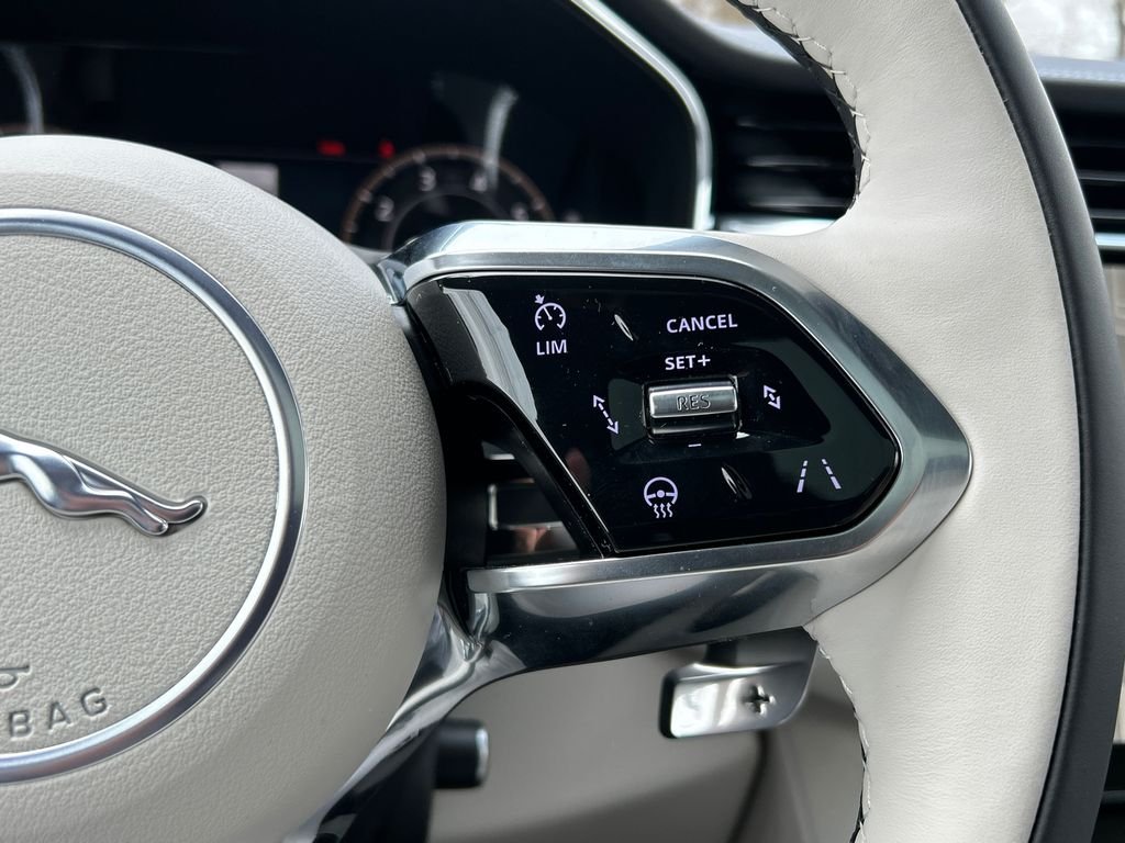 2026 Jaguar F-Pace R-Dynamic S - Photo 14