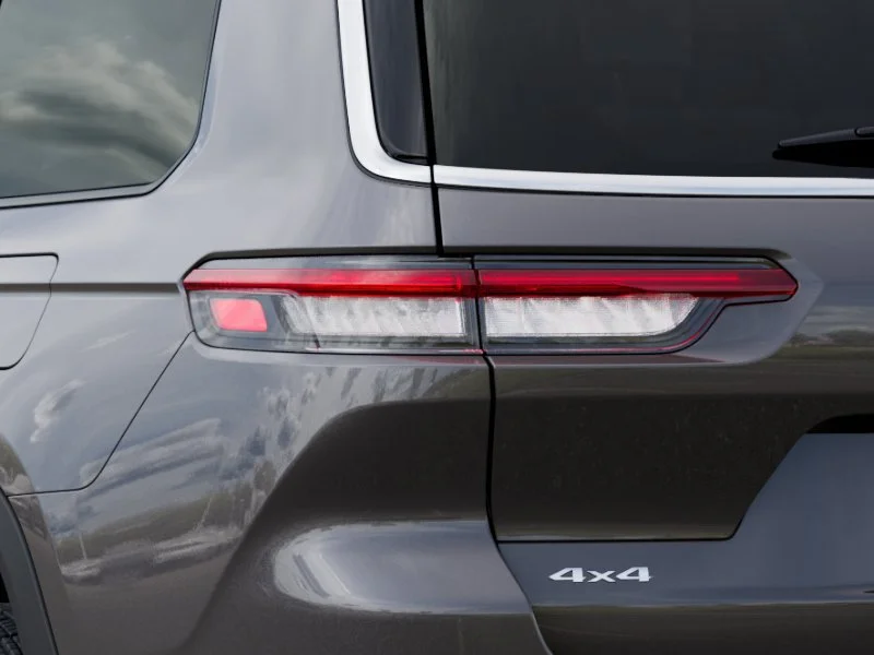 Used 2025 Gray Jeep Limited image 10