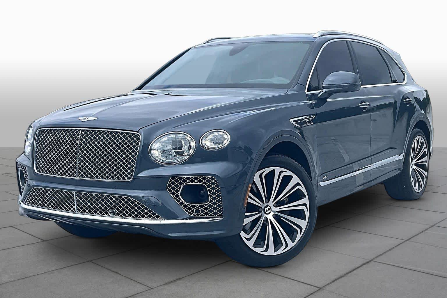 2022 Bentley Bentayga V8's photo