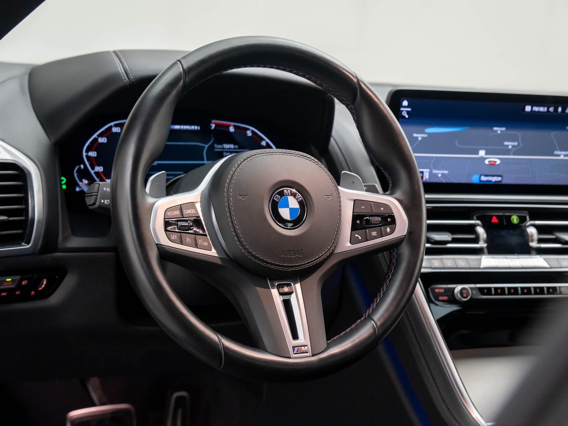 2025 BMW 8 Series M850i - Photo 11