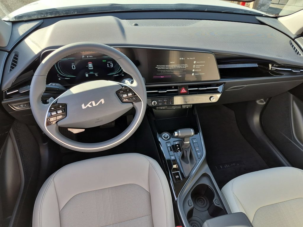 New 2026 Snow White Pearl Kia EX image 20