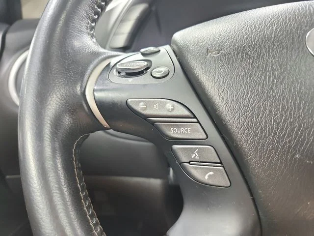 Used 2020 Black INFINITI LUXE image 24