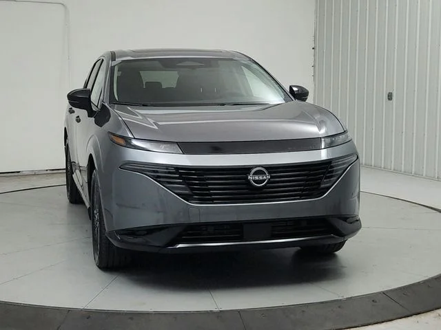 New 2027  Nissan Platinum image 3