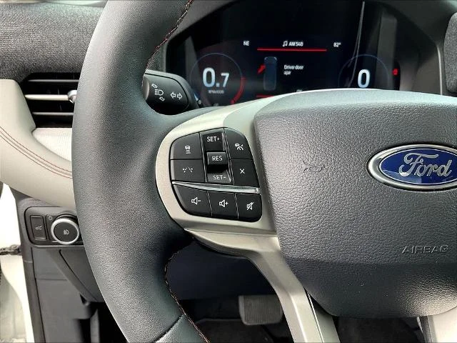 New 2026 Star White Metallic Tri-Coat Ford Active image 60