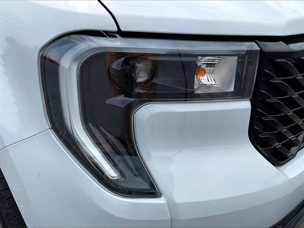 New 2026 Space White Metallic Ford Lariat® image 32