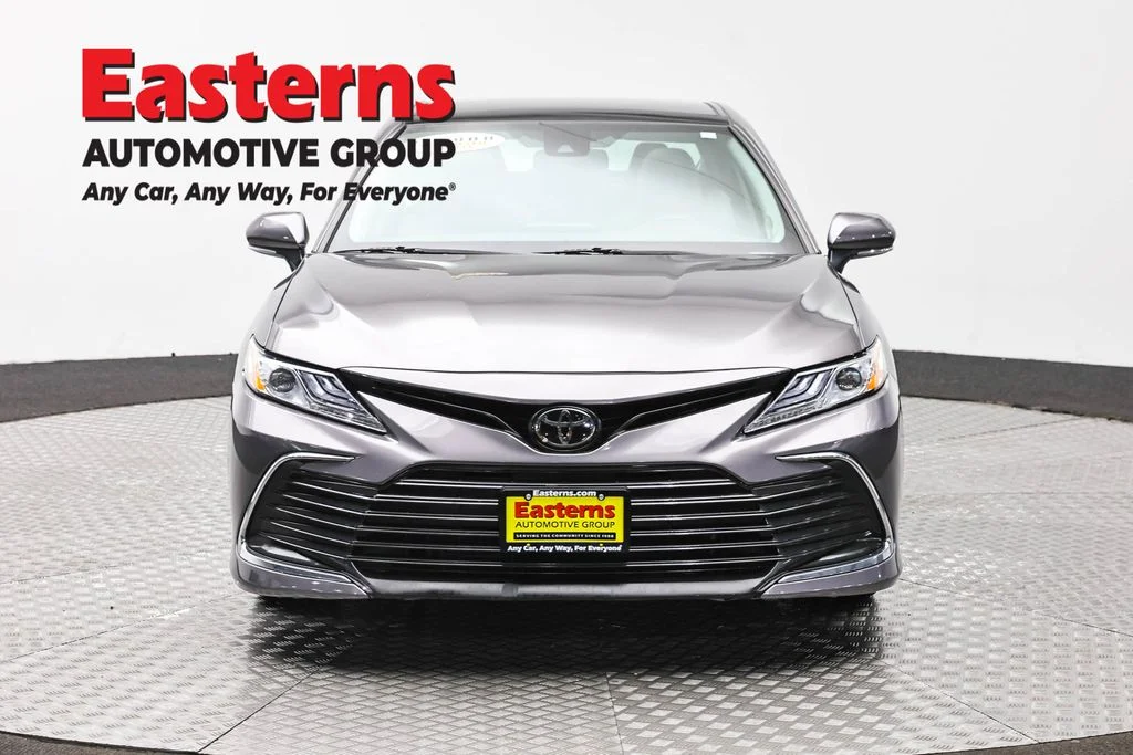 Used 2023 Gray Toyota XLE image 2
