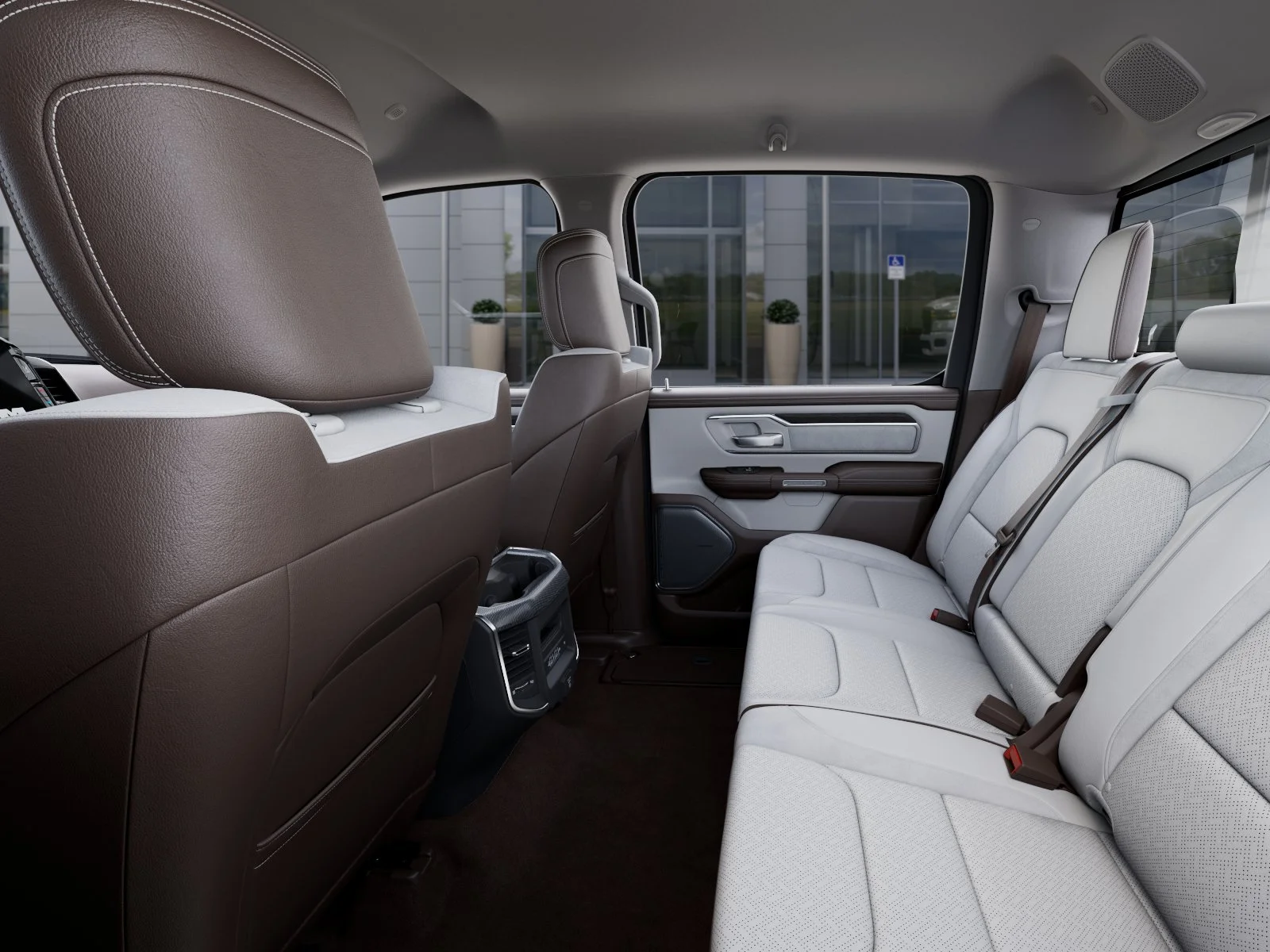 New 2026 Molten Red Pearl-Coat Exterior Paint RAM Laramie image 23