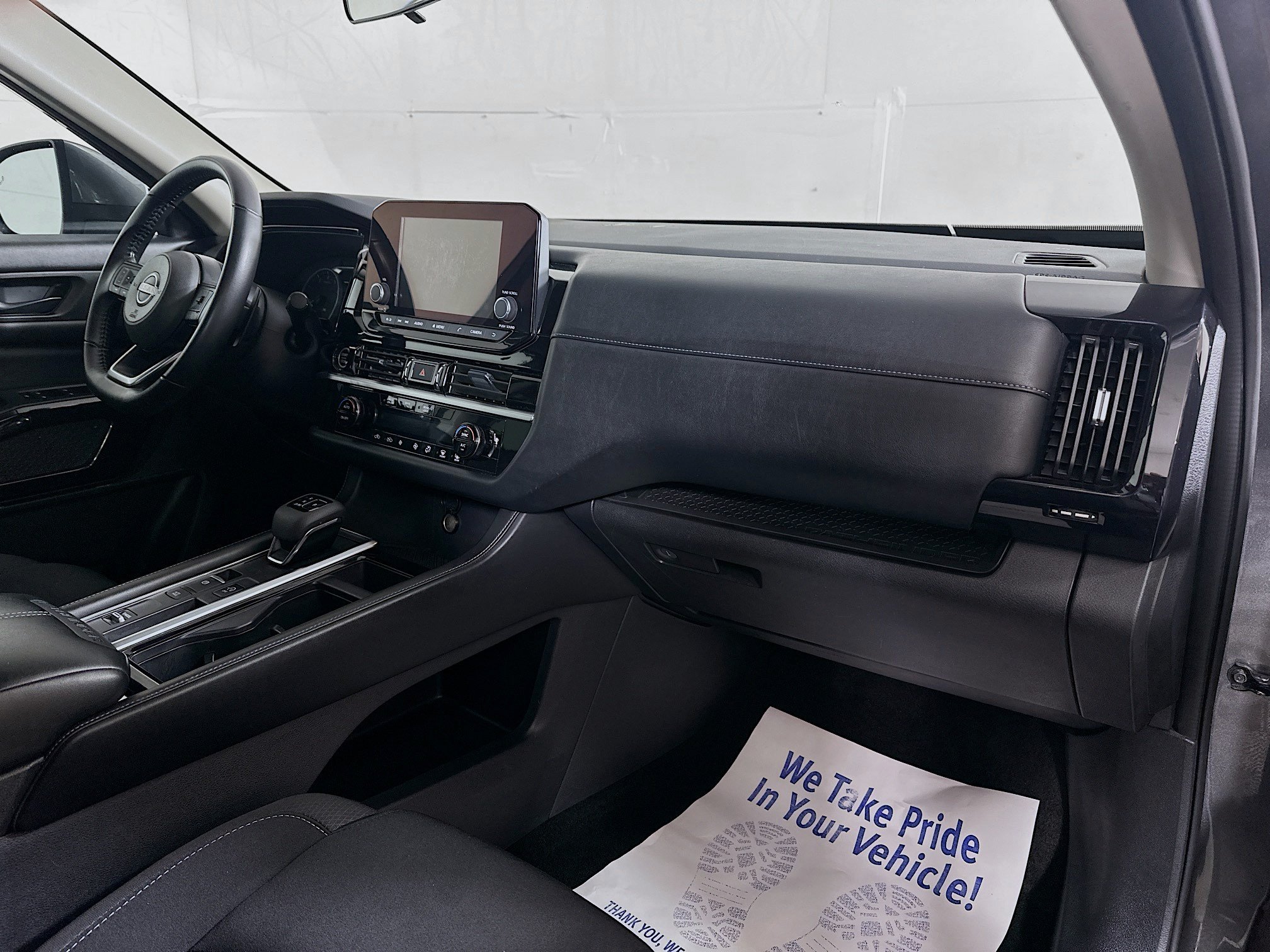 Used 2024 Gun Metallic Nissan SV image 29