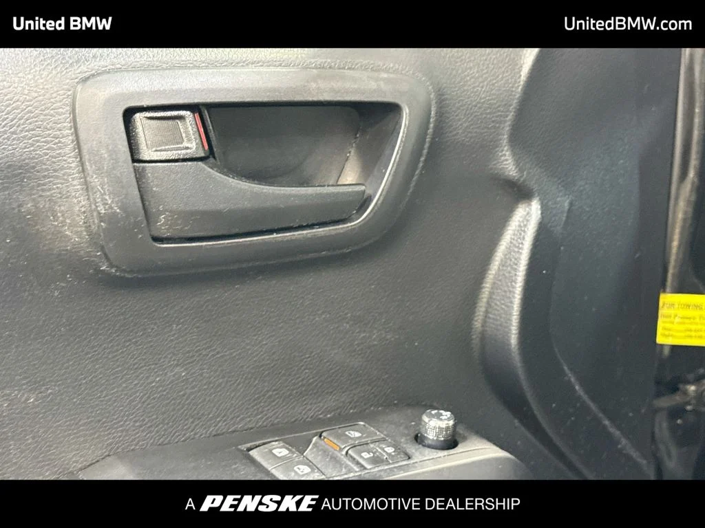 2018 Toyota Tacoma SR - Photo 3