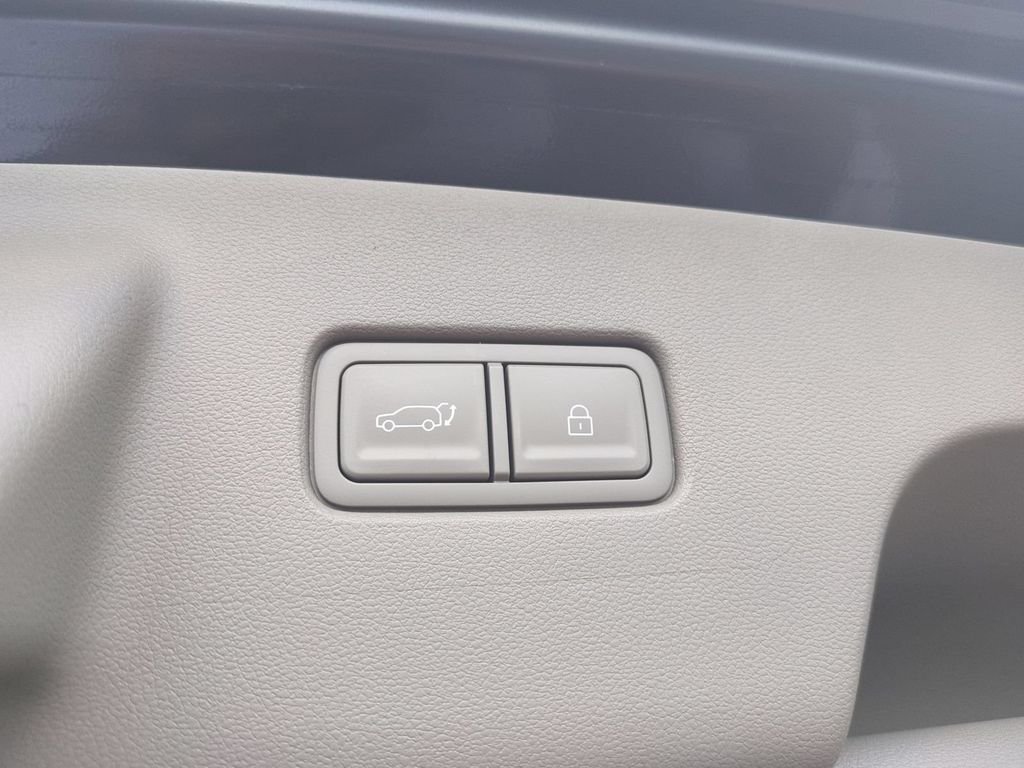 Used 2026 Blue Hyundai Blue SEL Premium image 15